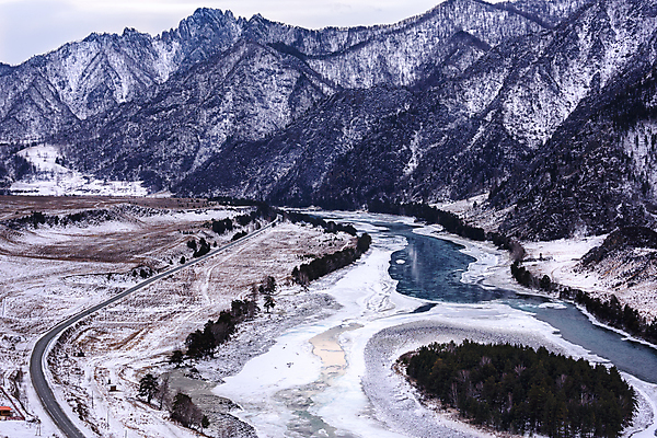 포토 JPG 해외이미지 나무 여행 겨울 자연 하늘 산 파노라마 풍경 사람없음 야외 물 파란색 강 반사 얼음 추위 숲 해외포토 자연요소 식물 계절 컬러 촬영기법 생태계 파일형식 이미지허브