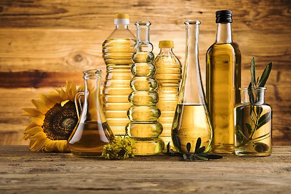 포토 JPG 해외이미지 유리병 해바라기 실내 사람없음 다양 나뭇가지 식용유 올리브오일 유채 올리브 노란배경 오일병 올리브열매 올리브잎 카놀라 나무배경 해바라기씨유 해외포토 나무 열매 꽃 다수 백그라운드 잎 병_용기 내부 노란색 기름_음식 파일형식 이미지허브