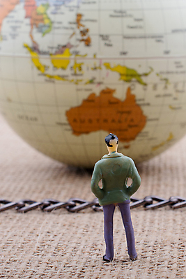 포토 JPG 해외이미지 실내 사람없음 아웃포커스 지구본 쇠사슬 인물미니어처 해외포토 촬영기법 내부 미니어처 파일형식 이미지허브