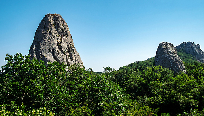 포토 JPG 해외이미지 나무 공원 여행 백그라운드 자연 하늘 아침 산 파노라마 풍경 사람없음 야외 초록색 여름 파란색 빛 노란색 마을 환경 계곡 맑음 바위 시골 숲 언덕 러시아 산맥 해외포토 주간 식물 계절 공공시설 유럽 컬러 날씨 촬영기법 돌_바위 생태계 파일형식 이미지허브