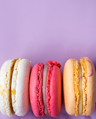 포토 JPG 해외이미지 디저트 실내 근접촬영 사람없음 달콤 마카롱 보라색배경 해외포토 음식 뷰포인트 백그라운드 내부 보라색 맛 파일형식 이미지허브