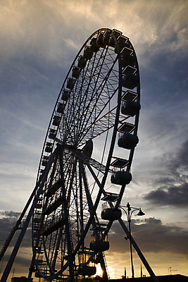 포토 JPG 해외이미지 주간 하늘 사람없음 야외 태양 일몰 이탈리아 큼 대관람차 해외포토 자연요소 유럽 노을 놀이기구 크기 파일형식 이미지허브