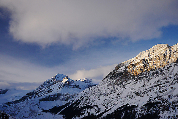 포토 JPG 해외이미지 공원 캐나다 겨울 자연 산 풍경 사람없음 야외 얼음 추위 흰색 빙하 장면 밴프 빙원 앨버타 전국 절정 눈내림 로키산맥 해외포토 자연요소 계절 공공시설 컬러 북아메리카 눈_날씨 생태계 파일형식 이미지허브