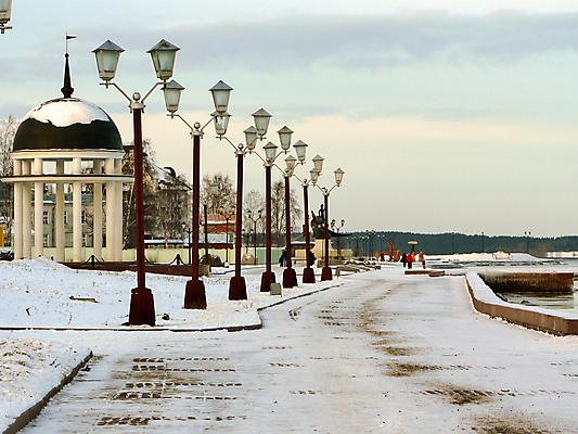 포토 JPG 해외이미지 나무 직업 계절 공원 유럽 길 스포츠 백그라운드 겨울 자연 아침 바람 건강 사람없음 야외 뒷모습 태양 노란색 걷기 산책로 회색 추위 도시 막대기 황금 겨울옷 러시아 이익 자작나무 열광 흐림 천연기념물 가문비나무 해외포토 주간 자연요소 식물 옷 공공시설 나라 뷰포인트 컬러 모션 날씨 생태계 파일형식 이미지허브