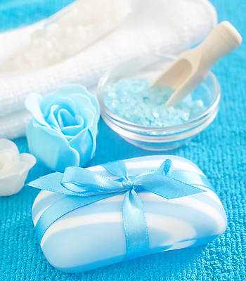 포토 JPG 해외이미지 꽃 리본 사람없음 파란색 수건 스파 스파용품 비누 아로마테라피 스쿱 해외포토 식물 컬러 위생용품 오브젝트 테라피 파일형식 이미지허브