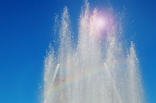 포토 JPG 해외이미지 공원 백그라운드 패턴 자연 하늘 추상 사람없음 물 여름 파란색 빛 햇빛 검은색 거품 폭포 흐름 추위 흰색 물방울 도시 액체 떨어짐 폭발 아래 분수 질감 장면 분무기 제트기 노려봄 노즐 생태학 압력 해외포토 자연요소 계절 공공시설 교육 컬러 컨셉 무늬 비행기 표정 태양 방향 생태계 위치 파일형식 이미지허브