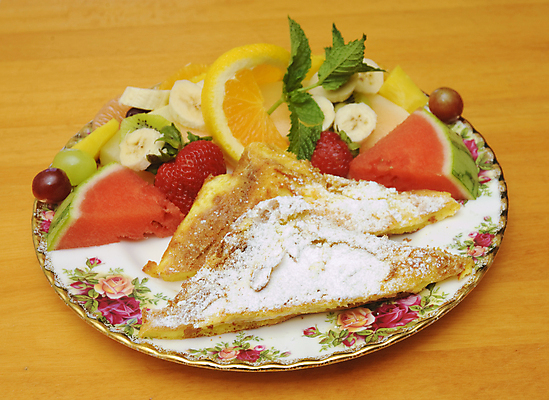 포토 JPG 해외이미지 접시 빵 꽃무늬 오렌지 과일 딸기 포도 아침 수박 바나나 키위 사람없음 빨간색 초록색 컬러풀 계란 다정 나뭇가지 신선 최고 아침식사 멜론 가루 설탕 민트 시작 망고 프랑스어 해외포토 주간 나무 문자 식기 꽃 음식 컬러 컨셉 무늬 알 식사 허브 열대과일 파일형식 이미지허브