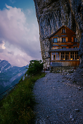 포토 JPG 해외이미지 라이프스타일 유럽 음료 음식 여행 백그라운드 자연 유리 하늘 휴가 휴식 산 주택 파노라마 사람 풍경 사람없음 야외 목재 초록색 여름 파란색 여행객 식당 저녁식사 카페 낭만 추위 바 숲 스위스 휴양지 알프스 점심식사 절정 해외포토 나무 계절 나라 컬러 컨셉 재료 재질 촬영기법 건물 생활 상점 식사 장소 생태계 파일형식 이미지허브
