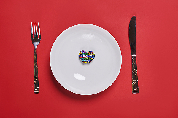 포토 JPG 해외이미지 모양 식기 접시 기념일 음식 결혼 포크 컨셉 탁자 결혼식 기념 발렌타인데이 사랑 이벤트 사람없음 장식 빨간색 세트 식당 식사 저녁식사 낭만 흰색 기구 하트 축하 칼 유혹 먹기 심볼 열정 서빙 풍선 설정 점심식사 2월 이혼 해외포토 감정 컬러 가구 모션 데이이벤트 상점 날짜 파일형식 이미지허브
