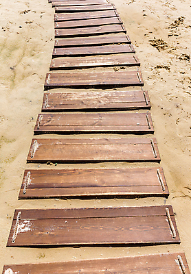 포토 JPG 해외이미지 템플릿 디자인 도로 길 선 밧줄 모래 여행 백그라운드 텍스트 자국 자연 표면 휴가 바닥 사람없음 야외 목재 모래사장 갈색 우주 줄무늬 산책 산책로 수확 널 오솔길 갑판 책상 질감 레이아웃 내추럴 방법 수목 옛날 해외포토 나무 줄 바다 컬러 가구 무늬 농업 배_교통 재료 교통시설 휴식 생태계 파일형식 이미지허브