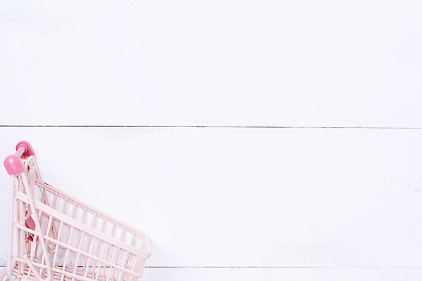 포토 JPG 해외이미지 실내 사람없음 쇼핑 쇼핑카 미니어처 오브젝트 흰배경 카피스페이스 해외포토 백그라운드 내부 모형 카트 공백 흰색 파일형식 이미지허브