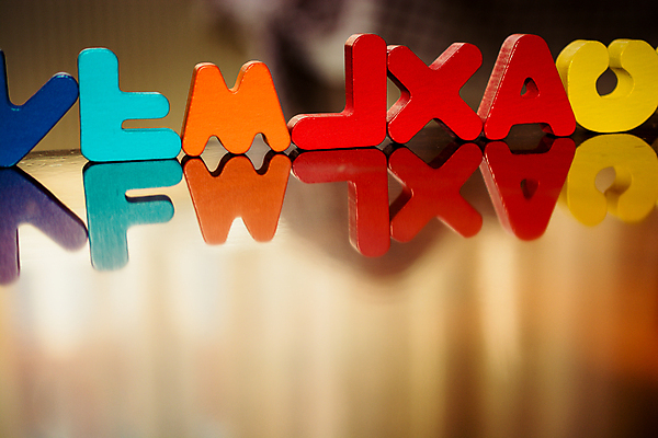 포토 JPG 해외이미지 알파벳 실내 영어교육 사람없음 반사 블록 교구 해외포토 영어 교육 내부 파일형식 이미지허브