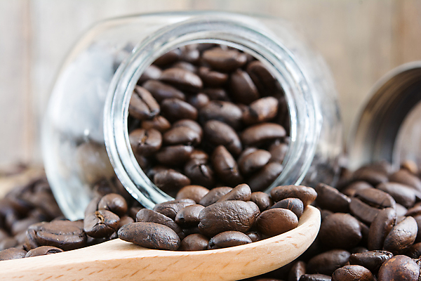 포토 JPG 해외이미지 템플릿 커피 음료 음식 백그라운드 재료 탁자 콩 건조 씨앗 사람없음 목재 세로 농작물 갈색 우주 숟가락 어둠 침묵 공백 카페 수확 고급 맛 낟알 굽기 질감 향기 아로마 열정 갈기 향 흙더미 내추럴 아라비카 옛날 카페인 카피스페이스 해외포토 나무 식물 감정 컬러 가구 컨셉 농업 곡류 수저 상점 소리 흙 구이 냄새 파일형식 더미 이미지허브