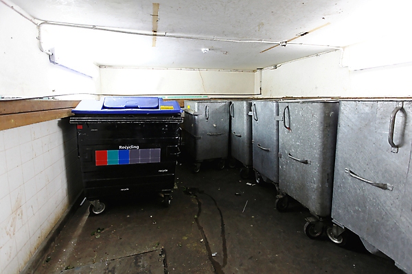 포토 JPG 해외이미지 산업 사람없음 환경 검은색 재활용 방 쓰레기통 쓰레기 폐기물 컨테이너 수납 낭비 처리 해외포토 컬러 컨셉 친환경 파일형식 이미지허브