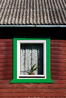 포토 JPG 해외이미지 꽃 벽 건축양식 창문 유리 주택 프레임 사람없음 건물 목재 초록색 수확 싱글 옛날 해외포토 나무 식물 건축물 건축 컬러 농업 재료 재질 파일형식 이미지허브