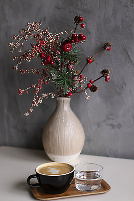 포토 JPG 해외이미지 커피 실내 사람없음 꽃병 라떼 해외포토 꽃 음료 내부 파일형식 이미지허브