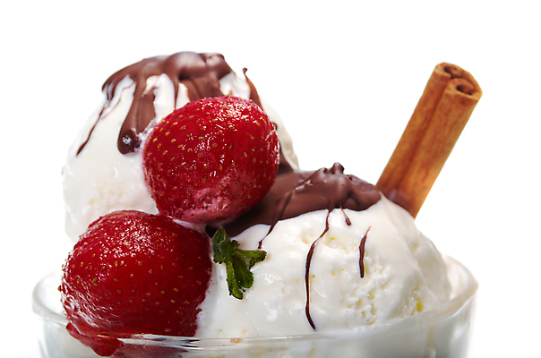 포토 JPG 해외이미지 음식 유리 딸기 아이스크림 디저트 사탕 사람없음 컵 갈색 초콜릿 꽃병 냉동 얼음 식사 추위 흰색 녹음 사발 맛 유혹 크림 상쾌 고립 바닐라 시나몬 맛있는 해외포토 자연요소 식기 꽃 감정 컬러 컨셉 과일 재질 기록 사기그릇 파일형식 이미지허브