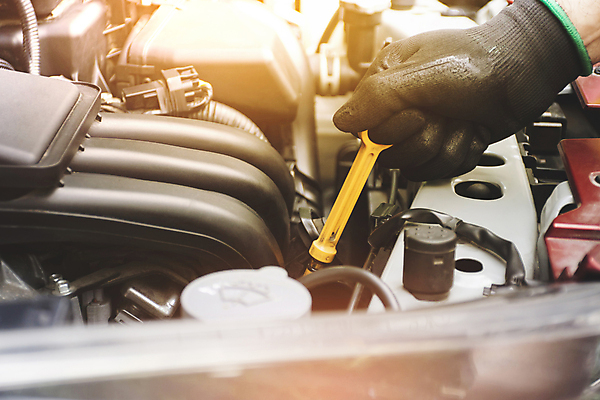 포토 JPG 해외이미지 손 산업 장갑 비즈니스 손가락 교통시설 자동차 노동자 사람 사람없음 햇빛 기계 장비 덮개 공구 업무 당기기 수리 서비스 감독관 엔진 정비공 모터 유지 자동 해외포토 직업 잡화 육상교통 교통 모션 신체부위 태양 뚜껑 도구 작업 기술자 시설 파일형식 이미지허브