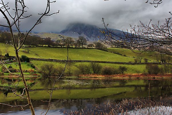 포토 JPG 해외이미지 구름 공원 자연 하늘 웨일즈 산 풍경 사람없음 초록색 파란색 언덕 장면 내추럴 전국 스노도니아 해외포토 자연요소 공공시설 컬러 영국 생태계 파일형식 이미지허브