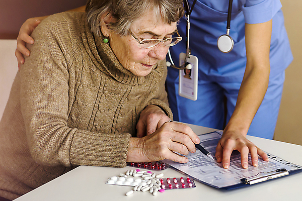 포토 JPG 해외이미지 백인 손 여자 노년 유럽 안경 할머니 지폐 돈 미래 안전 사람 두명 치료 금융 알약 약 세일 동전 거래 저축 간호사 의사 유로 잡기 은퇴 계약 투자 상업 결재 테라피 보험 계산서 월급 수입 예산 옛날 자금 카운트 헬프 해외포토 서양인 잡화 나라 컨셉 비즈니스 의학 모션 성인 신체부위 경제 뷰티 의료진 도움 재산 파일형식 이미지허브