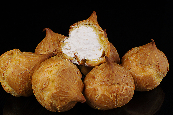 포토 JPG 해외이미지 전통 접시 음식 백그라운드 크리스마스 디저트 부활절 발렌타인데이 사랑 요리 사람없음 세트 갈색 케이크 초콜릿 식사 희망 빵집 낭만 흰색 달콤 맛 가루 설탕 굽기 가득함 크림 퍼프 프랑스어 폭식 바닐라 커스터드 페스츄리 화요일 맛있는 해외포토 문자 식기 기념일 감정 빵 컬러 컨셉 데이이벤트 상점 구이 요일 파일형식 이미지허브