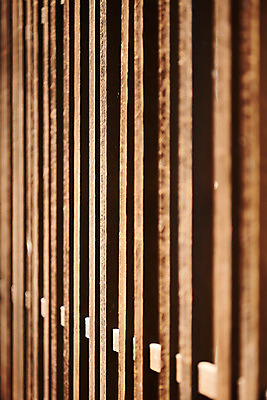 포토 JPG 주간 벽 고건축 풍경 근접촬영 사람없음 야외 관광지 국내여행 군산 군산신흥동일본식가옥 국내포토 자연요소 건축물 뷰포인트 여행 전라북도 일본가옥 파일형식