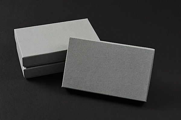 포토 JPG 스튜디오촬영 포장 검은배경 프레임 실내 사람없음 선물상자 공백 두개 오브젝트 디자인소스 포장상자 포장소품 포장용기 목업 카피스페이스 편집소스 국내포토 백그라운드 2 선물 내부 상자 검은색 포장재료 파일형식