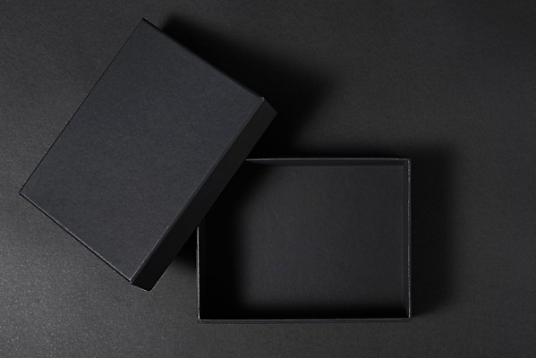 포토 JPG 스튜디오촬영 포장 검은배경 프레임 실내 사람없음 선물상자 하이앵글 한개 공백 오픈 오브젝트 디자인소스 포장상자 포장소품 포장용기 목업 플랫레이 카피스페이스 편집소스 국내포토 1 뷰포인트 백그라운드 선물 내부 상자 검은색 플랫 포장재료 파일형식