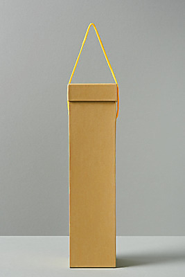 포토 JPG 스튜디오촬영 포장 회색배경 프레임 실내 사람없음 선물상자 한개 갈색 와인 공백 종이상자 오브젝트 디자인소스 포장상자 포장소품 포장용기 목업 카피스페이스 편집소스 국내포토 1 컬러 백그라운드 주류 선물 내부 상자 회색 포장재료 파일형식