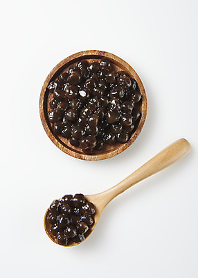 포토 JPG 스튜디오촬영 접시 실내 누끼 사람없음 하이앵글 오브젝트 흰배경 나무숟가락 나무접시 플랫레이 타피오카펄 국내포토 식기 뷰포인트 백그라운드 내부 숟가락 흰색 플랫 파일형식