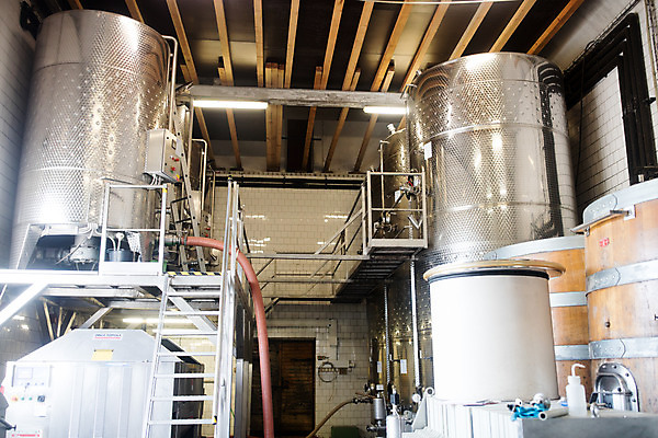 포토 JPG 공장 실내 사람없음 와인 발효 체코 와인통 와인공장 국내포토 유럽 공업 주류 내부 파일형식