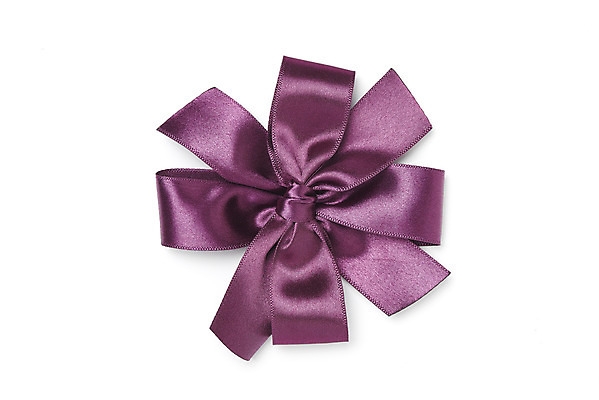 포토 JPG 스튜디오촬영 리본 포장 실내 선물 누끼 사람없음 하이앵글 한개 축하 끈 자주색 오브젝트 흰배경 매듭 플랫레이 국내포토 1 뷰포인트 컬러 백그라운드 컨셉 내부 흰색 플랫 파일형식