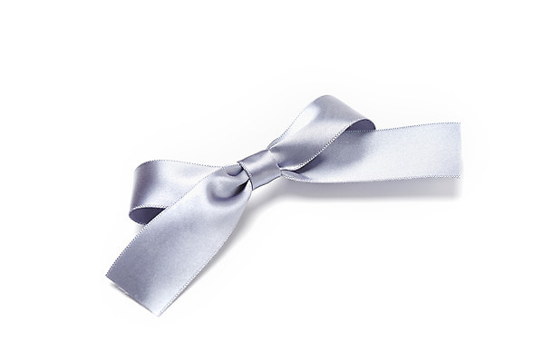 포토 JPG 스튜디오촬영 리본 포장 실내 선물 누끼 사람없음 한개 축하 끈 은색 오브젝트 흰배경 매듭 국내포토 1 컬러 백그라운드 컨셉 내부 흰색 파일형식