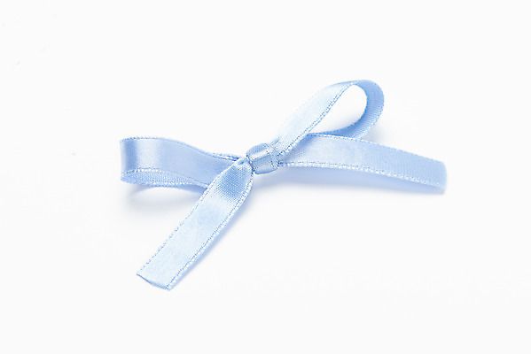 포토 JPG 스튜디오촬영 리본 하늘색 포장 실내 선물 누끼 사람없음 한개 축하 끈 오브젝트 흰배경 매듭 국내포토 1 백그라운드 컨셉 내부 파란색 흰색 파일형식