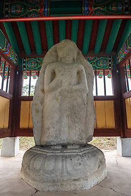 포토 JPG 주간 여행 풍경 사람없음 야외 여름 관광지 명승지 제천 제천10경 제천시곡리석조여래입상 국내포토 자연요소 계절 문화재 불상 충청북도 파일형식