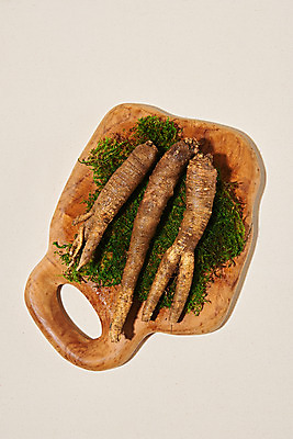 포토 JPG 스튜디오촬영 채소 식재료 실내 사람없음 하이앵글 신선 세개 유기농 나무도마 더덕 자연산 제철 베이지색배경 플랫레이 제철음식 국내포토 웰빙 음식 뷰포인트 백그라운드 자연 도마 3 내부 목재 플랫 베이지색 파일형식