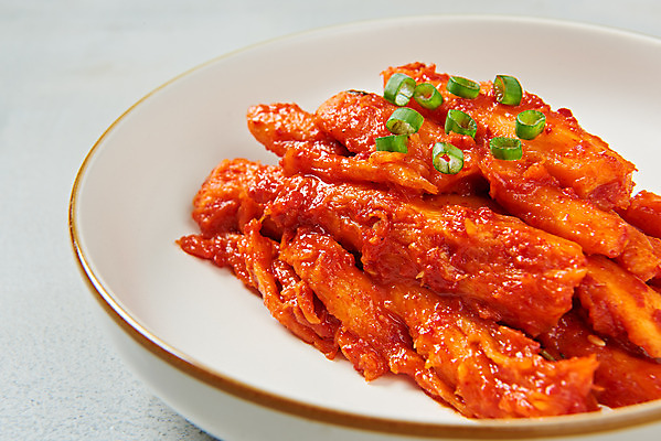 포토 JPG 스튜디오촬영 접시 채소 식재료 회색배경 반찬 실내 근접촬영 사람없음 여러개 신선 유기농 더덕 더덕무침 자연산 국내포토 식기 웰빙 음식 뷰포인트 다수 백그라운드 자연 내부 회색 무침 파일형식