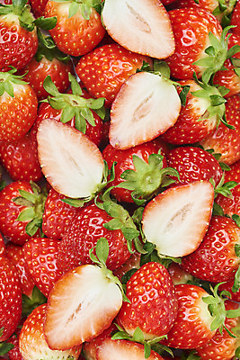 포토 JPG 스튜디오촬영 딸기 단면 실내 근접촬영 사람없음 하이앵글 여러개 신선 달콤 유기농 플랫레이 제철과일 국내포토 웰빙 뷰포인트 다수 과일 내부 플랫 맛 제철 파일형식