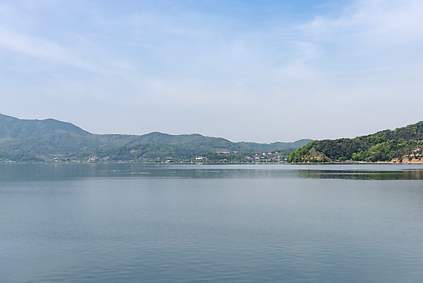 포토 JPG 주간 여행 하늘 풍경 사람없음 야외 관광지 봄 국내여행 명승지 예당저수지 국내포토 예산군 자연요소 계절 저수지 충청남도 파일형식 예산_지역