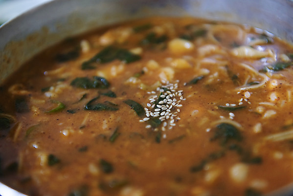 포토 JPG 여행 실내 사람없음 식당 봄 국내여행 어죽 국내포토 예산군 계절 음식 내부 상점 충청남도 파일형식