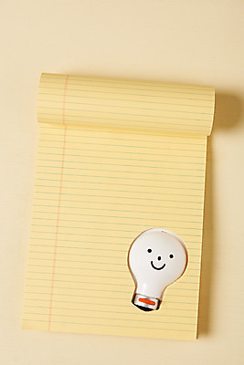 포토 JPG 스튜디오촬영 교육 전구 학용품 실내 사람없음 하이앵글 필기구 메모지 오브젝트 신학기 교육용품 노란배경 플랫레이 국내포토 뷰포인트 백그라운드 문구용품 내부 노란색 사무용품 플랫 파일형식