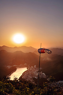 포토 JPG 주간 여행 하늘 풍경 사람없음 야외 여름 관광지 노을 일몰 풍향계 국내여행 남한강 단양 명승지 양방산 상진대교 상진철교 국내포토 자연요소 계절 산 강 기계 다리_건축물 충청북도 철교 파일형식