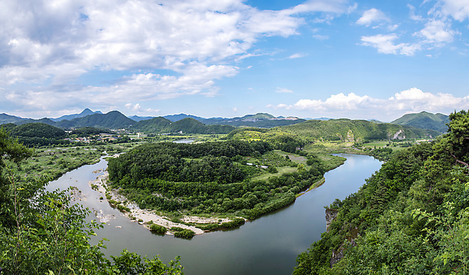 포토 JPG 주간 구름 여행 하늘 파노라마 풍경 사람없음 야외 여름 관광지 국내여행 명승지 제천 원호유허비및관란정 평창강 국내포토 자연요소 계절 촬영기법 강 충청북도 사당 파일형식