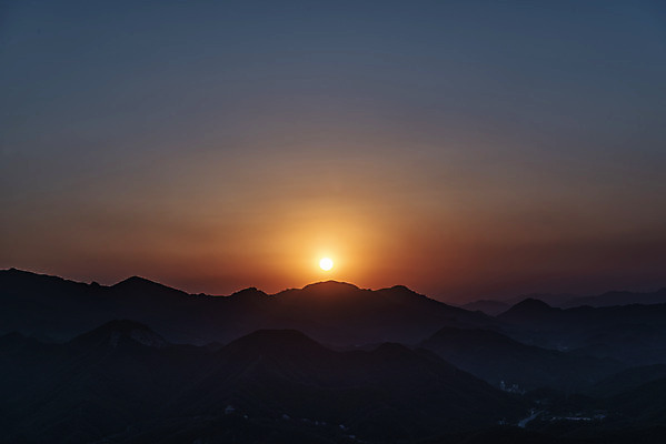 포토 JPG 주간 여행 하늘 풍경 사람없음 야외 여름 관광지 태양 노을 일몰 국내여행 단양 명승지 양방산 국내포토 자연요소 계절 산 충청북도 파일형식