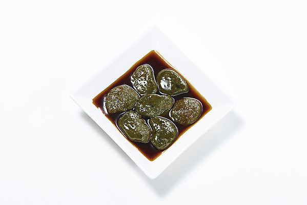 포토 JPG 스튜디오촬영 그릇 접시 디저트 실내 사람없음 하이앵글 여러개 오브젝트 흰배경 쑥떡 플랫레이 대구꿀떡 국내포토 식기 음식 뷰포인트 다수 백그라운드 떡 내부 흰색 플랫 파일형식 향토음식 꿀떡