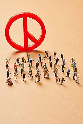 포토 JPG 스튜디오촬영 실내 사람없음 미니어처 선택 투표 선거 민주주의 사회이슈 오브젝트 국회의원 선거권 기표문양 주황색배경 대통령선거 국내포토 직업 문양 백그라운드 컨셉 내부 모형 주황색 파일형식