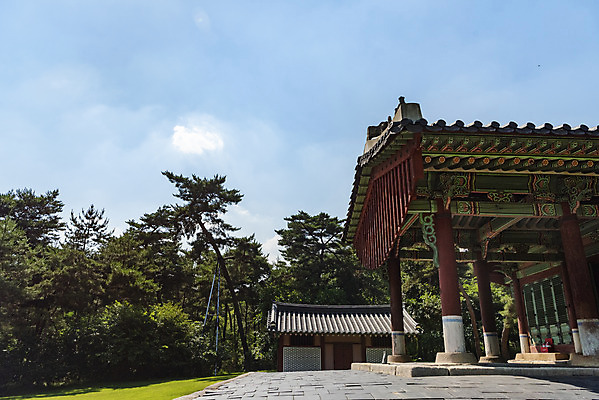 포토 JPG 주간 한국전통 여행 유적지 하늘 풍경 사람없음 야외 여름 관광지 세계문화유산 문화재 역사 한국사 조선시대 왕릉 정자각 조선왕릉 동구릉 현릉 동원이강릉 문종 현덕왕후 국내포토 구리시 자연요소 전통 계절 고건축 한국 왕 경기도 파일형식 왕후 구리_지역