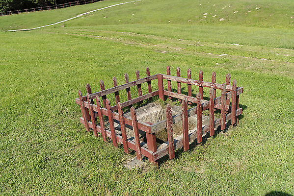 포토 JPG 주간 한국전통 여행 유적지 풍경 사람없음 야외 여름 관광지 세계문화유산 문화재 역사 한국사 조선시대 왕릉 조선왕릉 동구릉 목릉 동원이강릉 선조 의인왕후 인목왕후 국내포토 구리시 자연요소 전통 계절 고건축 한국 왕 경기도 파일형식 왕후 구리_지역