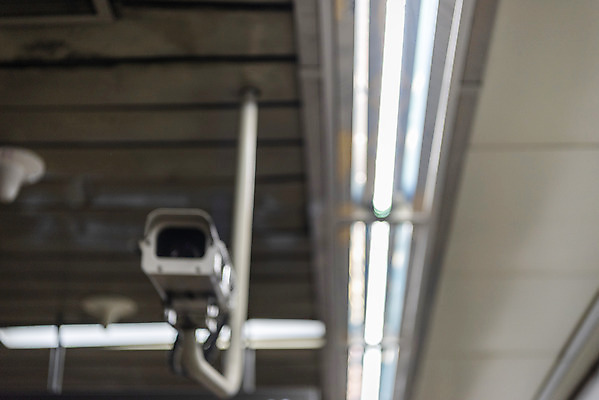 포토 JPG 주간 로우앵글 안전 풍경 근접촬영 사람없음 야외 아웃포커스 도시풍경 보안 감시카메라 전철역 국내포토 자연요소 뷰포인트 촬영기법 카메라 도시 역 파일형식