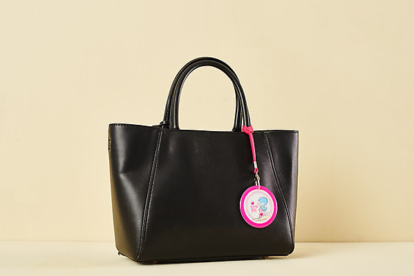 포토 JPG 스튜디오촬영 가방 실내 건강 사람없음 임산부 임신 핸드백 오브젝트 노란배경 국내포토 잡화 백그라운드 내부 노란색 파일형식